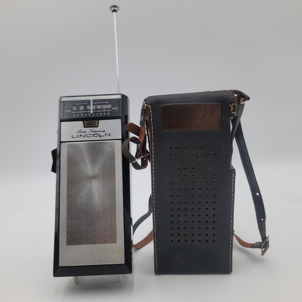 Vintage Lincoln 11 Transistor Radio Transceiver TR-6134 Realtone 1963 Japan Case